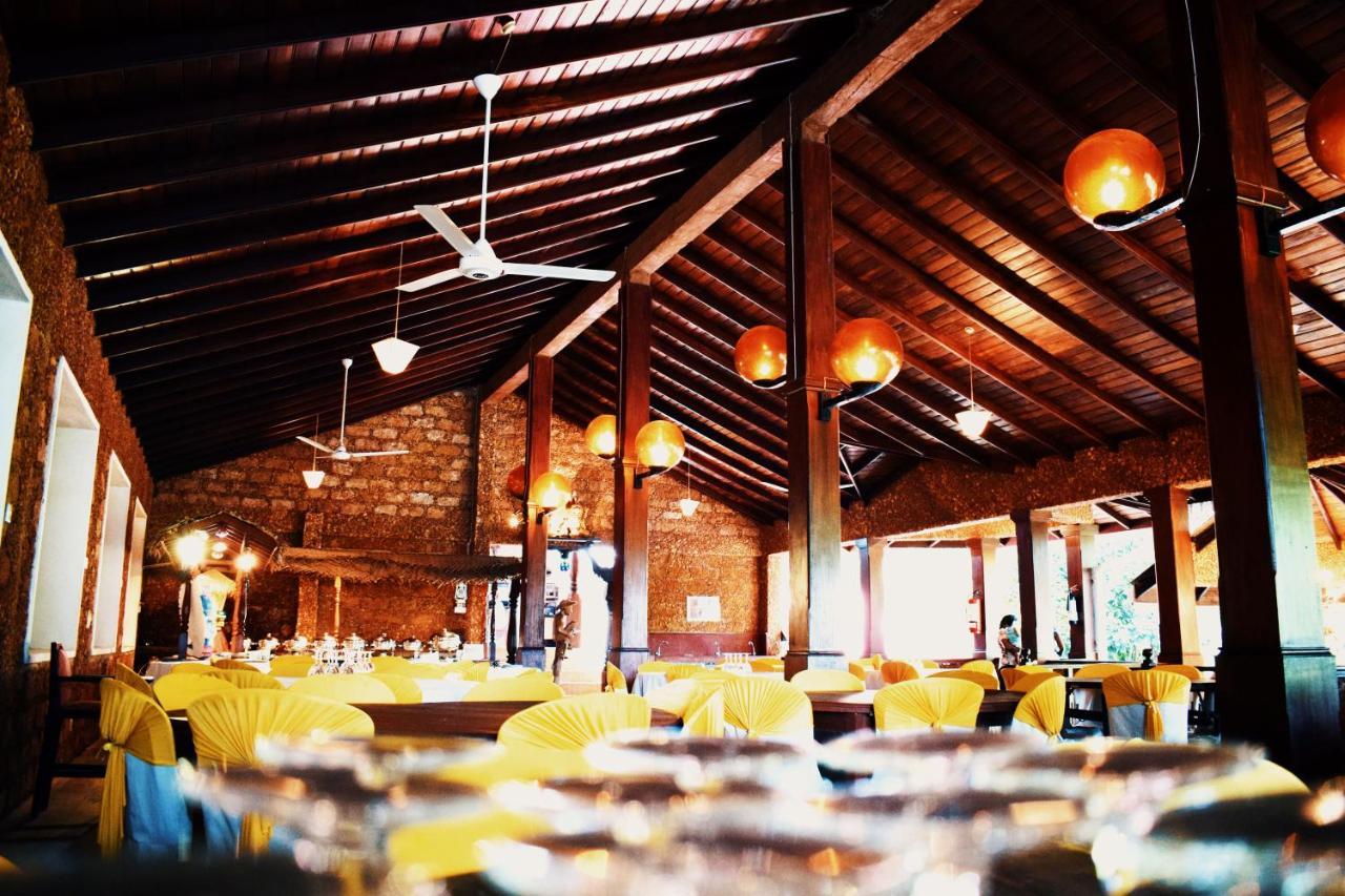 Hotel Araliya Villa バラピティヤ エクステリア 写真